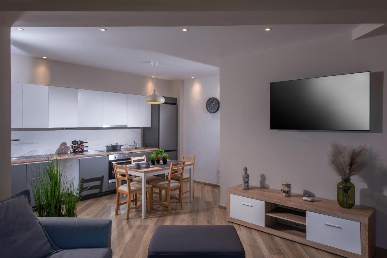 Archipelagos Apt In The Heart Of The City Heraklion  ภายนอก รูปภาพ